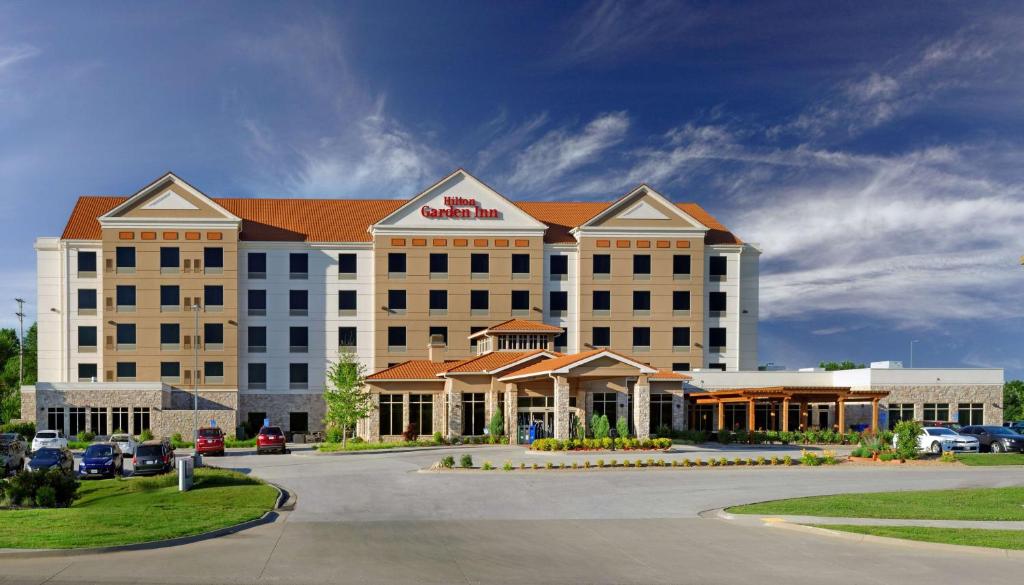 Hilton Garden Inn Springfield, MO image