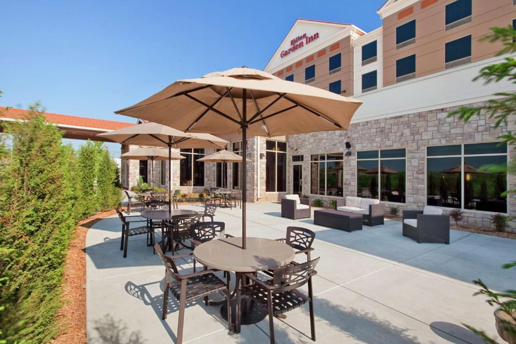 Hilton Garden Inn Springfield, MO photo 3