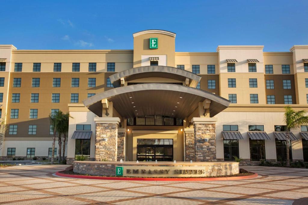 Embassy Suites by Hilton McAllen Convention Center photo 3