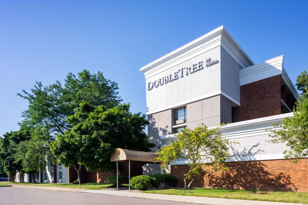DoubleTree by Hilton Ann Arbor, MI photo 4