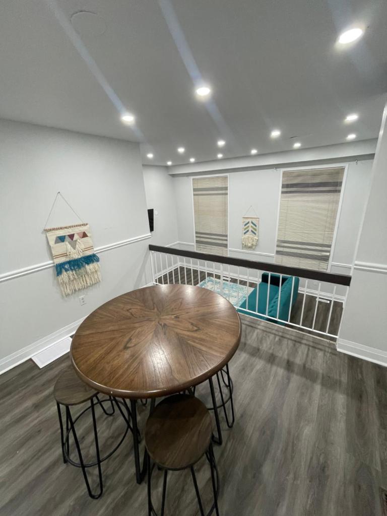 Mo's Place photo 2