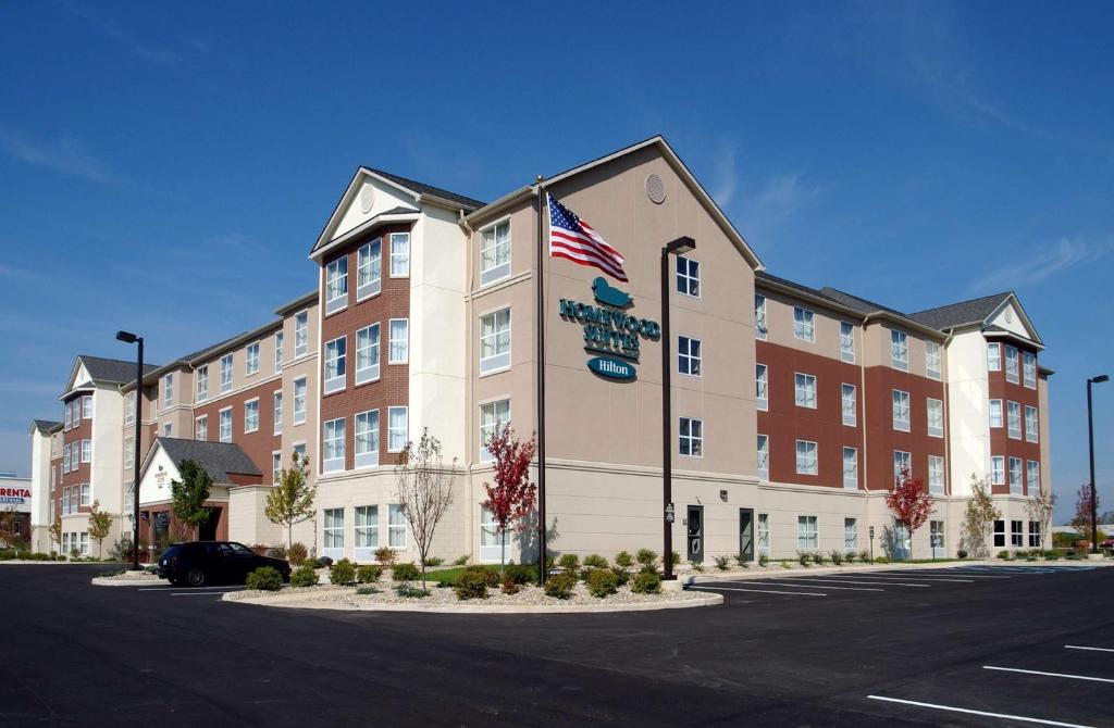 Homewood Suites by Hilton Bloomington photo 1
