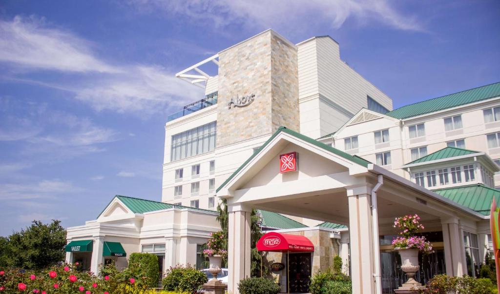 Hilton Garden Inn New York / Staten Island image