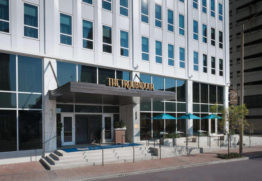 The Troubadour Hotel New Orleans, Tapestry Collection by Hilton image
