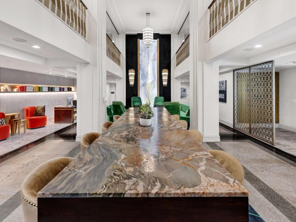 Tulsa Club Hotel Curio Collection By Hilton photo 1