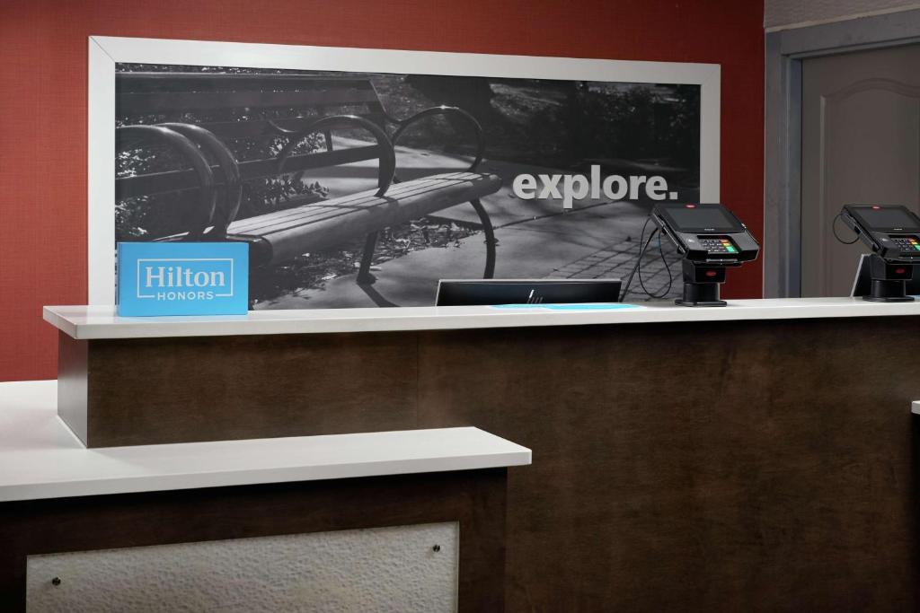 Hampton Inn Niagara Falls photo 1