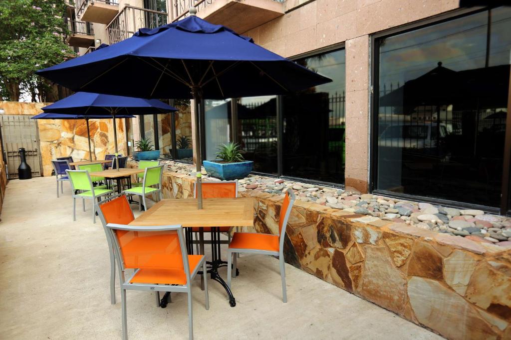 Doubletree by Hilton McAllen photo 3