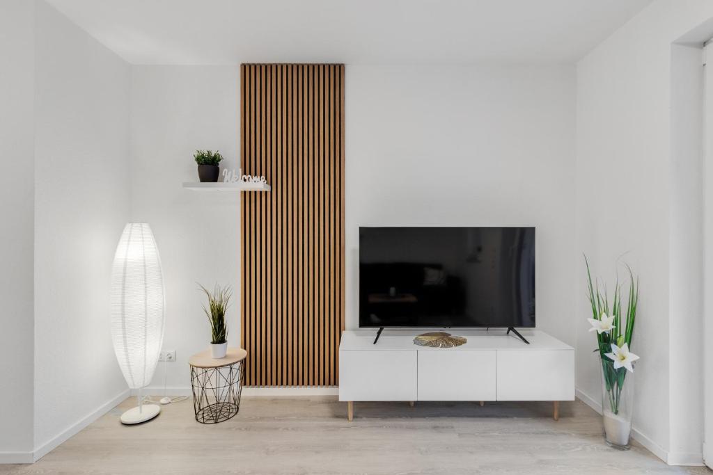 WINETIME - modern - Boxspringbetten - Nähe Mercedes-Benz Room Type - One-Bedroom Apartment