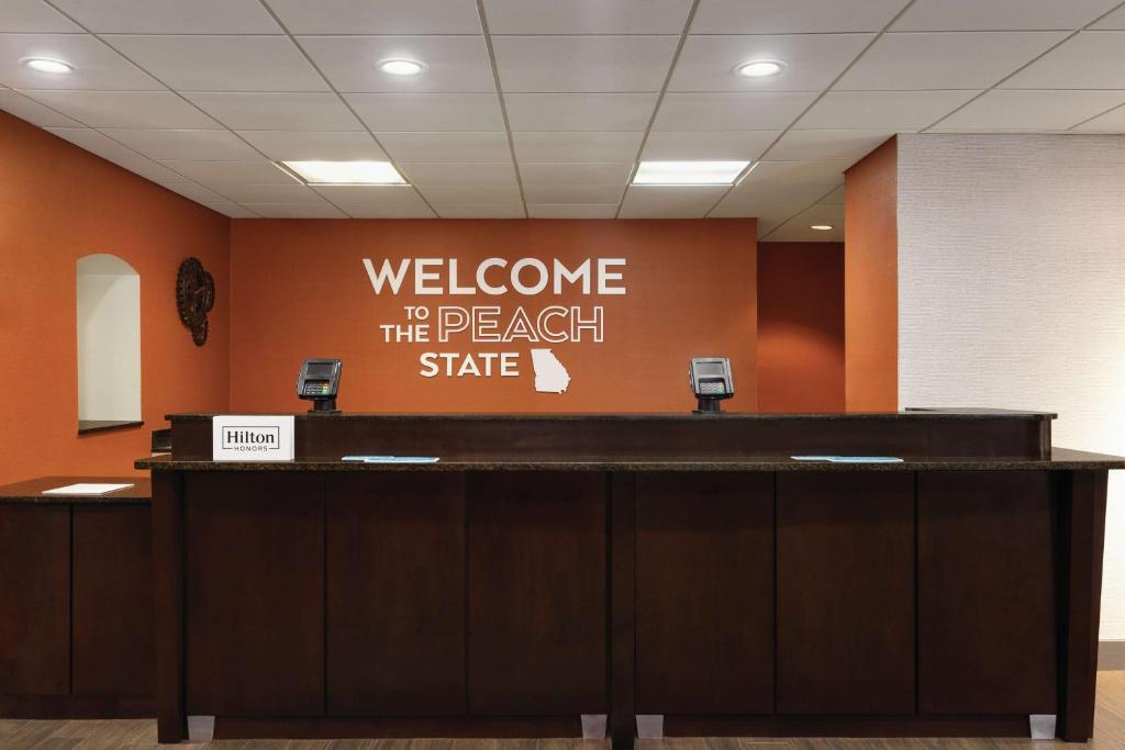 Hampton Inn Atlanta-Stone Mountain photo 4