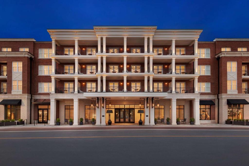 The Harpeth Downtown Franklin, Curio Collection by Hilton photo 2