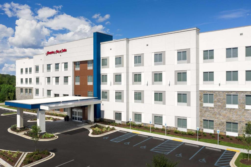 Hampton Inn & Suites Lexington photo 1