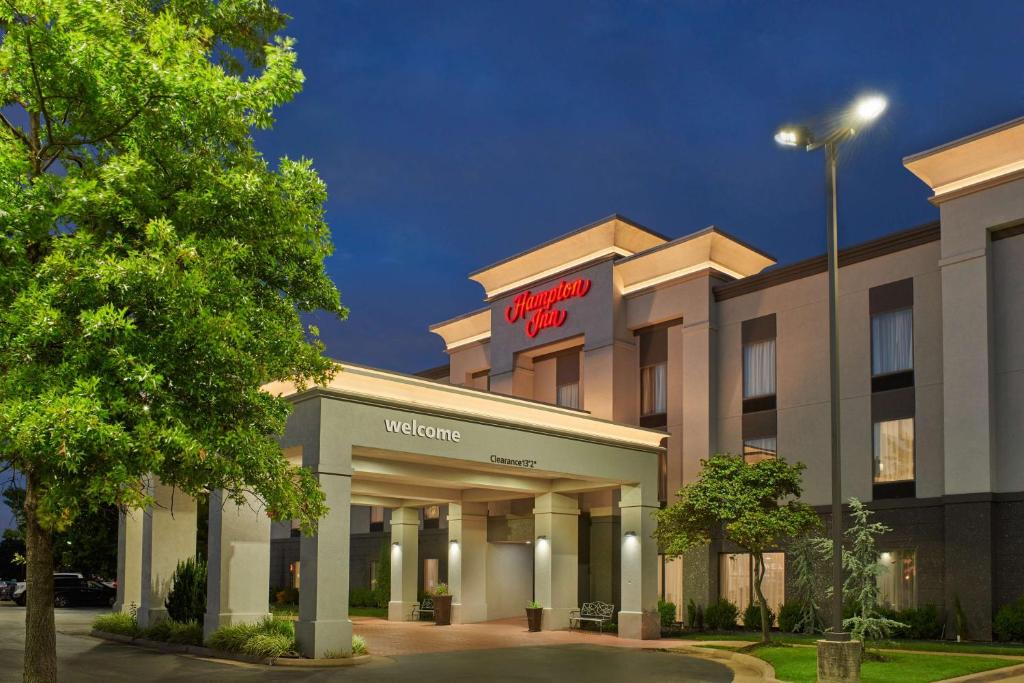 Hampton Inn Bartlesville photo 1