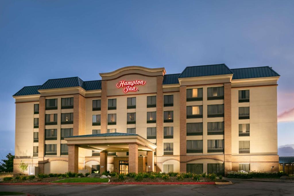 Hampton Inn Council Bluffs photo 2