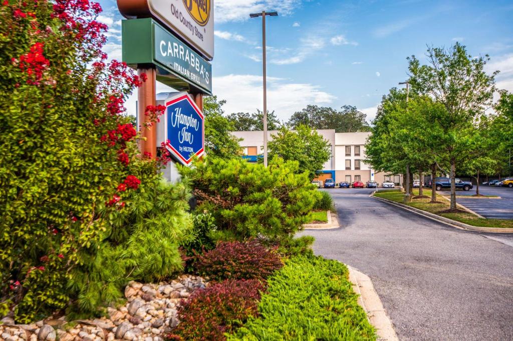 Hampton Inn Waldorf photo 1