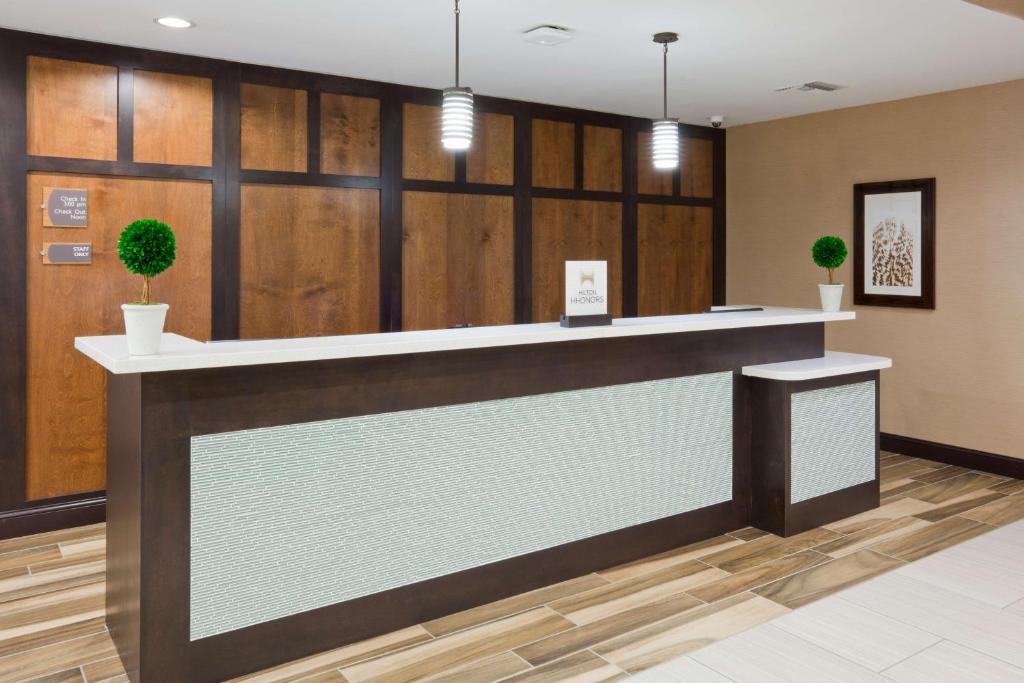Homewood Suites Davenport photo 2