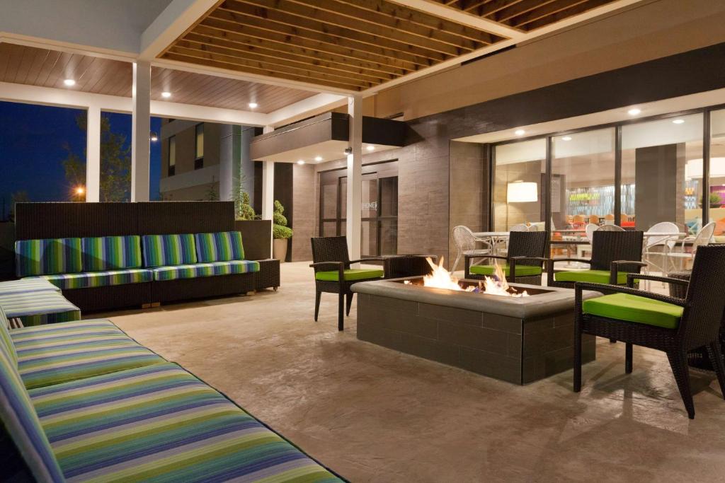 Home2 Suites by Hilton Oklahoma City South photo 1