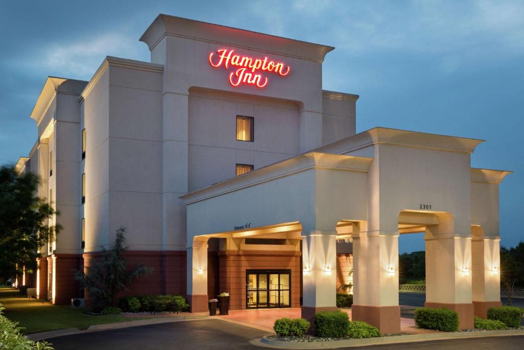 Hampton Inn Duncan photo 2