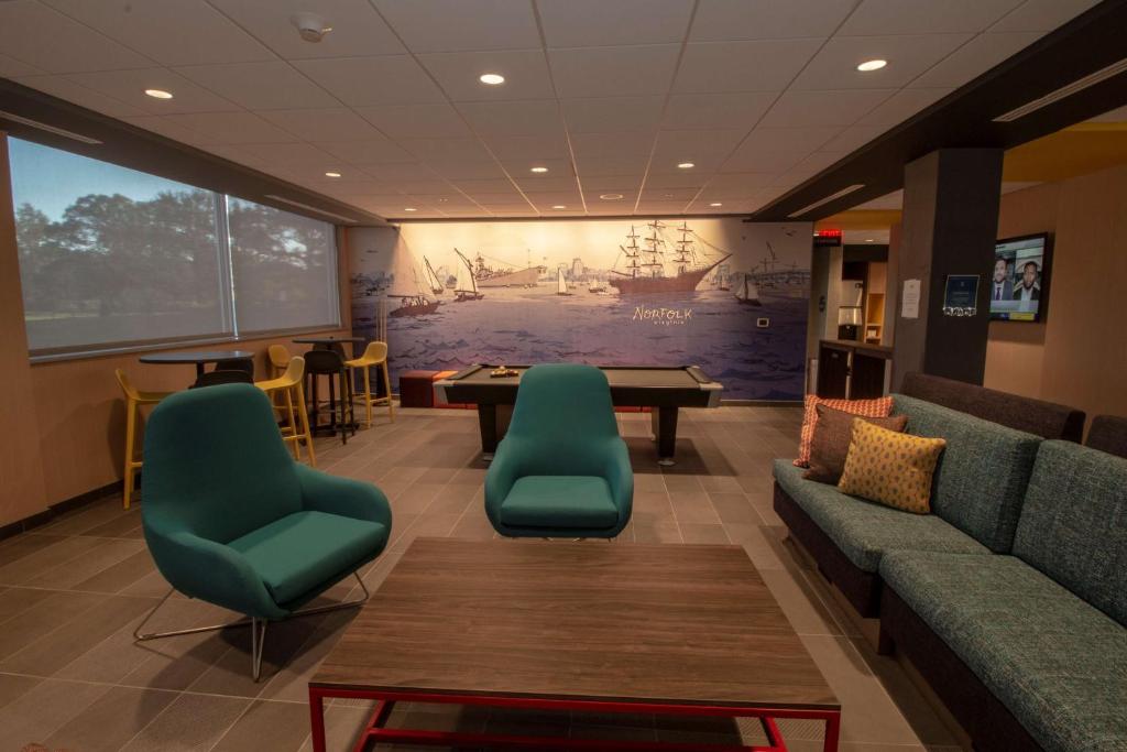 Tru By Hilton Norfolk Airport, Va photo 3