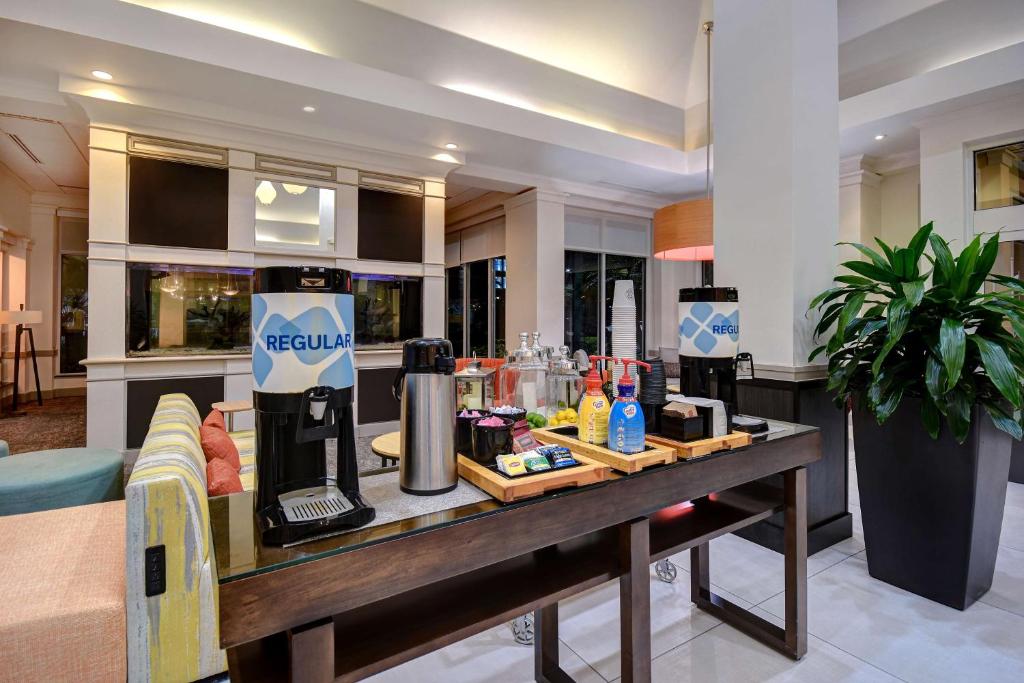 Hilton Garden Inn Fort Myers photo 4