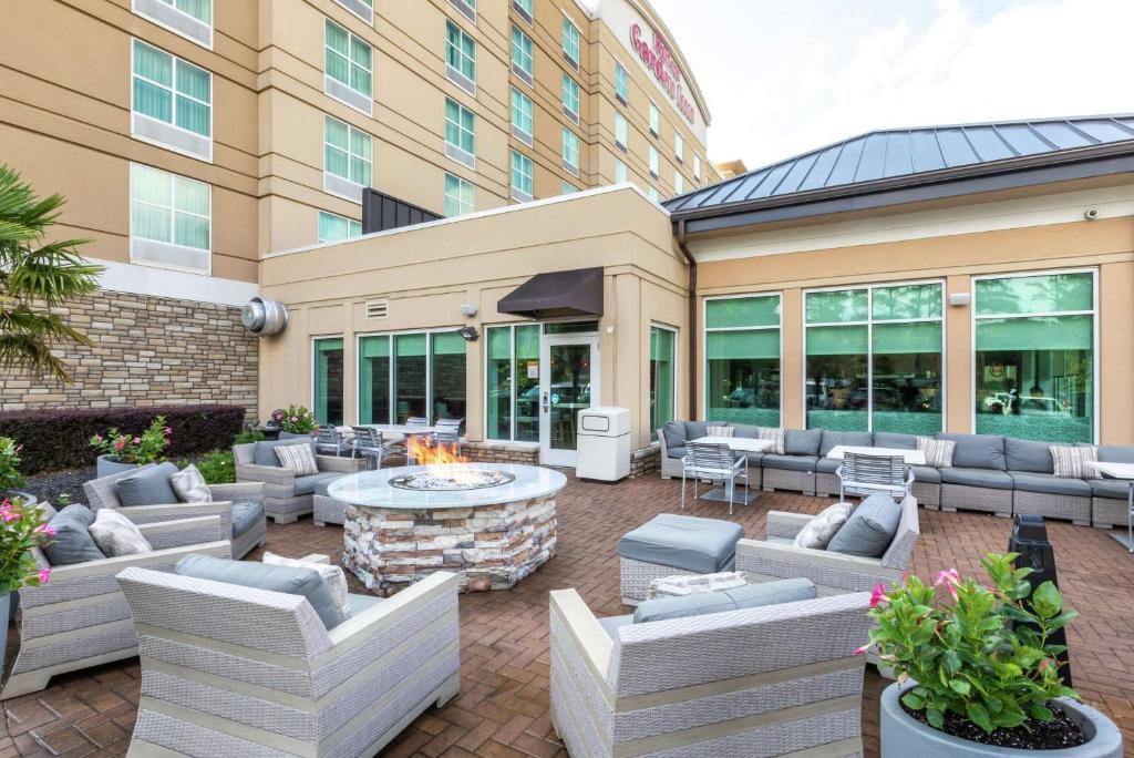Hilton Garden Inn Atlanta Airport North image