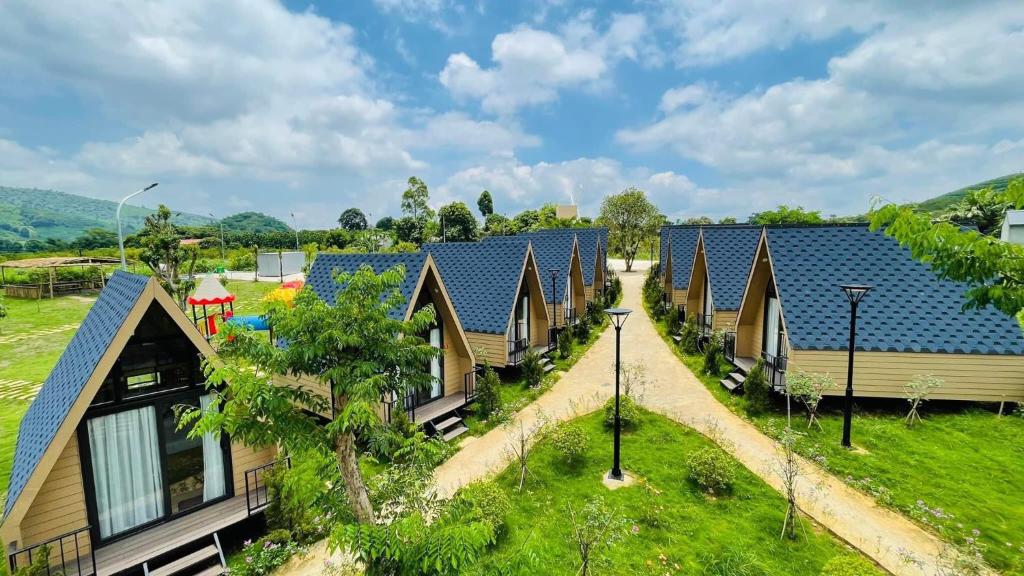 Caofong Glamping Village Hoà Bình