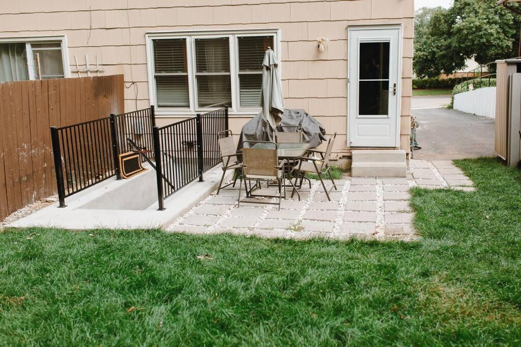 Feeling Home, while away photo 1
