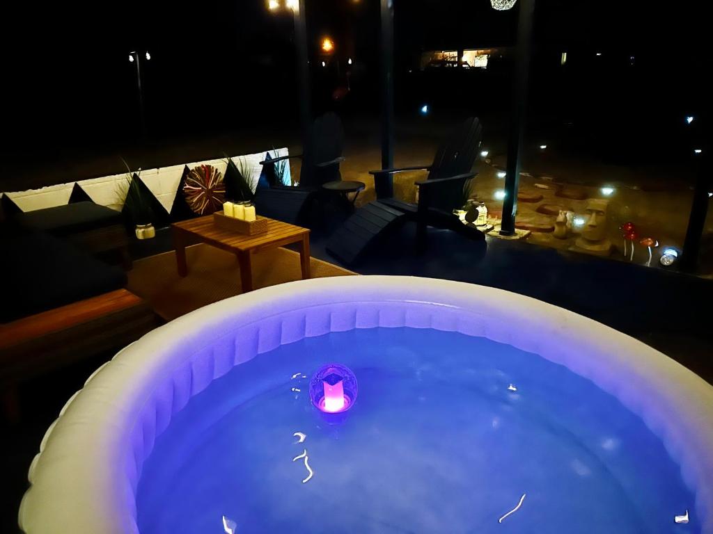 The Desert Monroe-Hot tub-FirePit-Games-by Joshua tree National Park photo 1