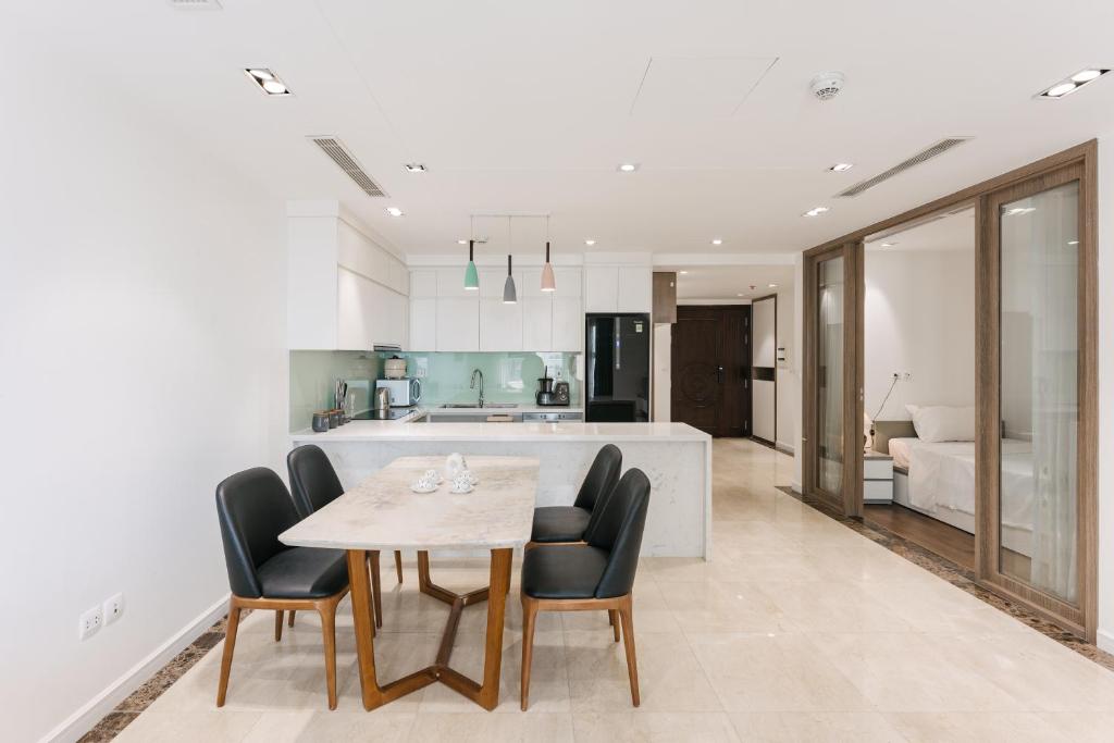 D'LEROI SOLEIL- 59 Xuan Dieu- Tay Ho- NEAR WESTLAKE IN HA NOI