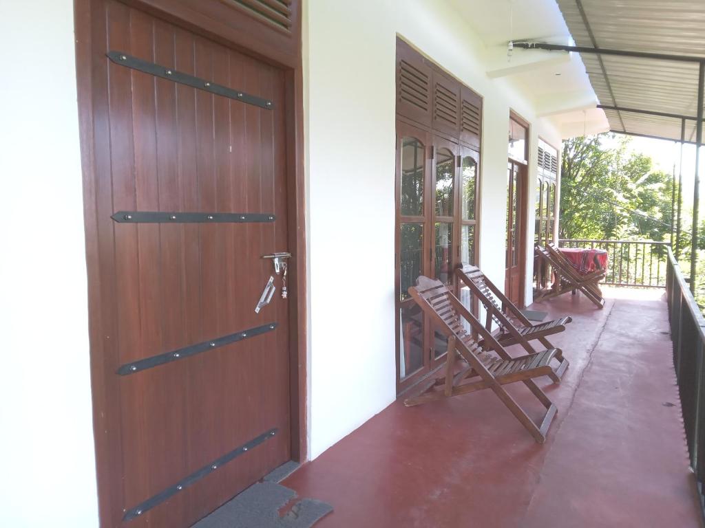 Chamodya Home Stay photo 2