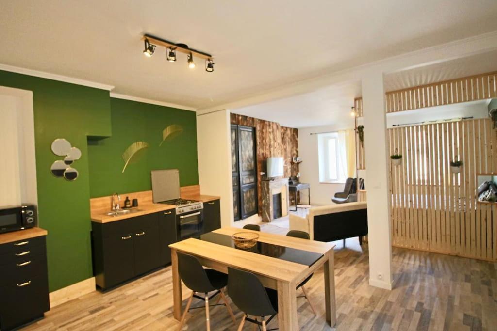 Appartement loft hyper centre photo 1
