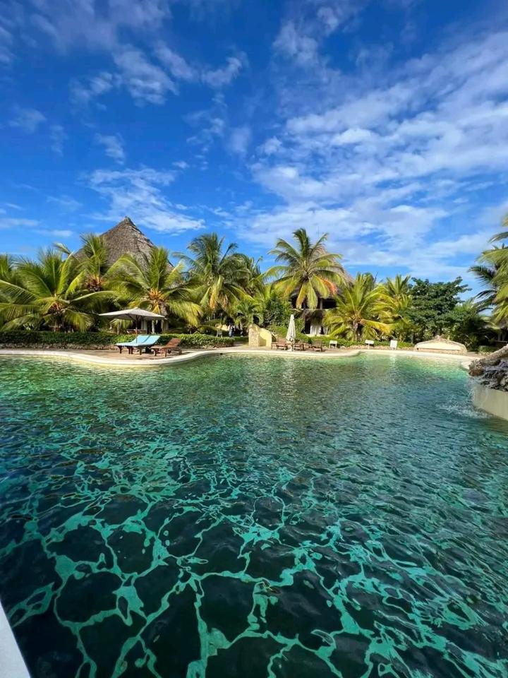 Baharini Beachfront Cottage photo 1