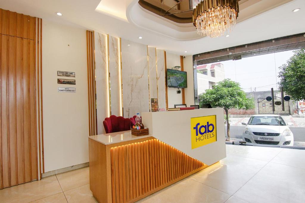 FabHotel Prime Taj Castle photo 1