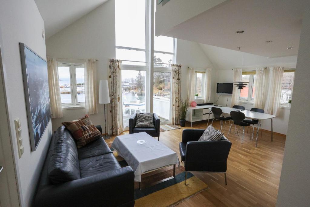 Fjordbris Hotel photo 1