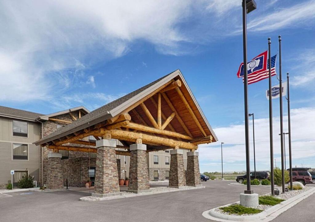 Hampton Inn & Suites Pinedale image