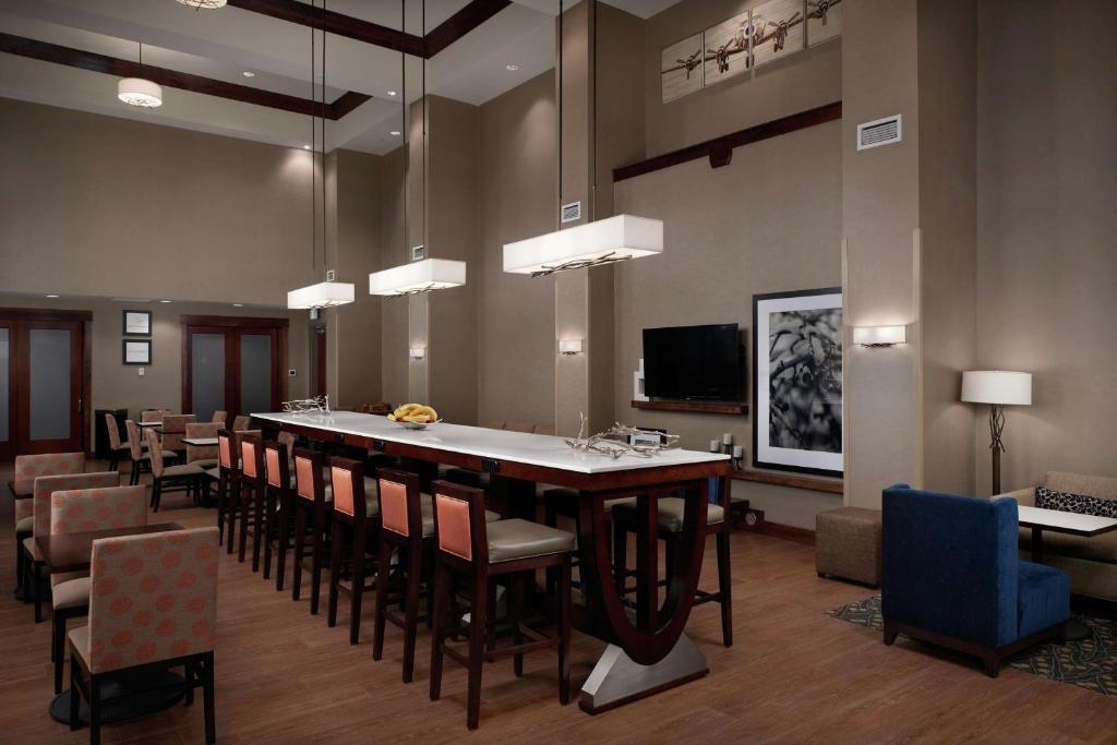 Hampton Inn & Suites Portland/Vancouver photo 3