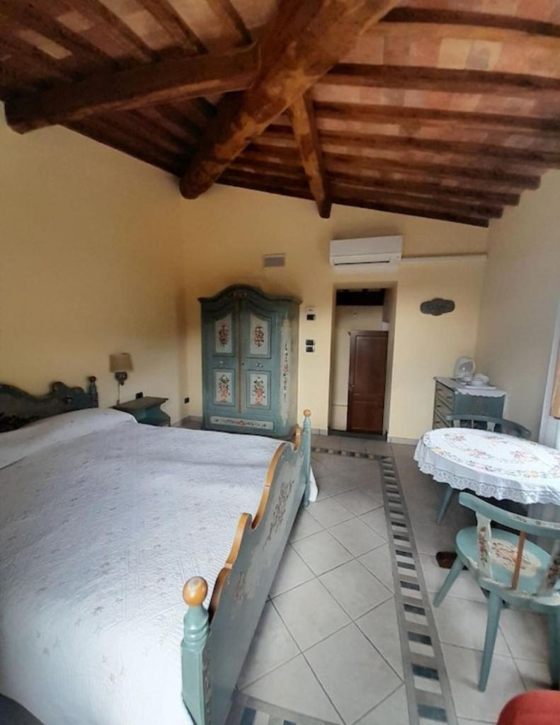 Olive Tree Suites Farmstay Villa photo 4
