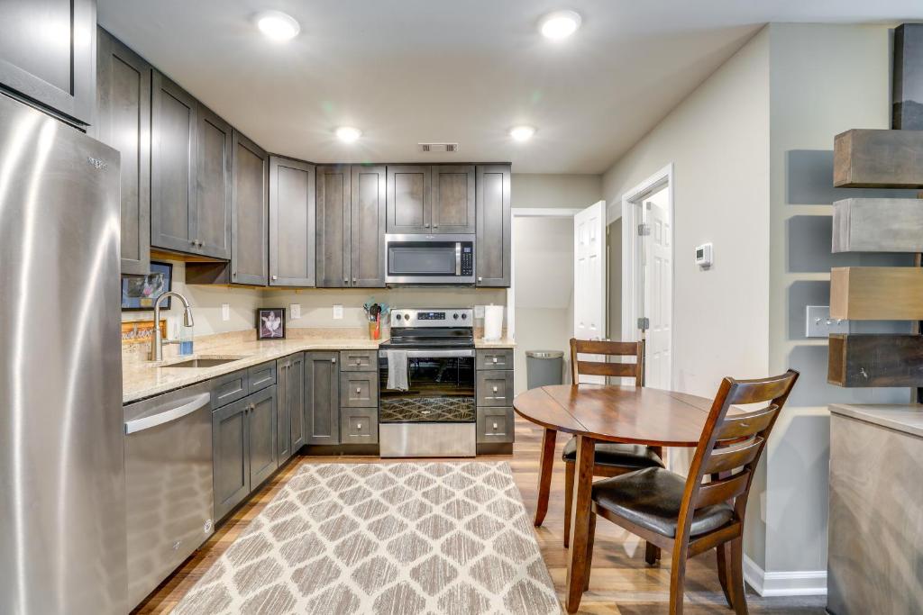 Cozy Covington Studio Rental Near Historic Square! photo 2