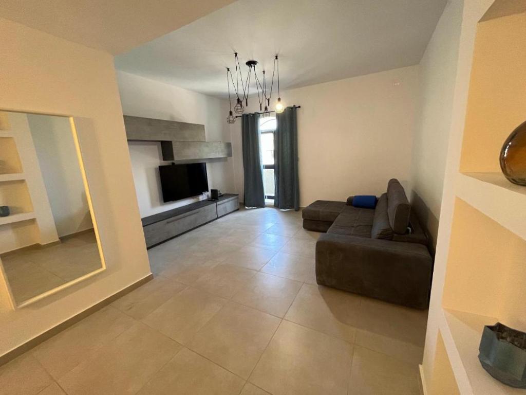 Large 3 Bedroom Apartment photo 1