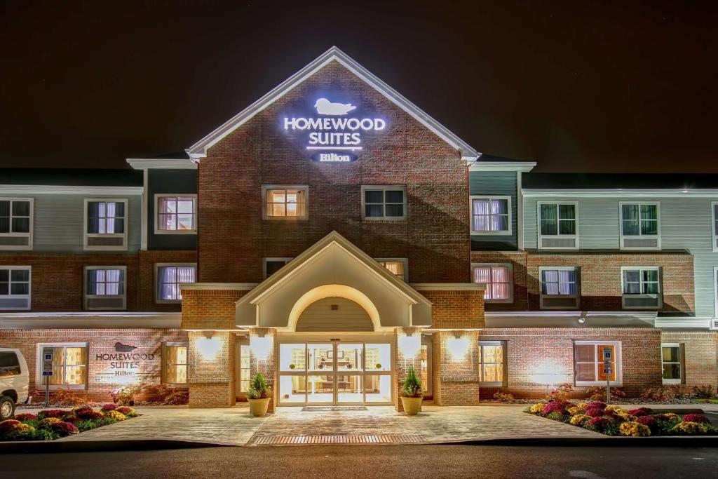 Homewood Suites by Hilton Bridgewater/Branchburg image
