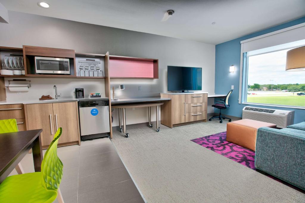 Home2 Suites by Hilton Wichita Falls - Tap to explore photos