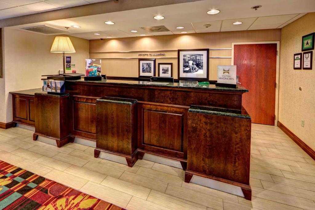 Hampton Inn Manning photo 2