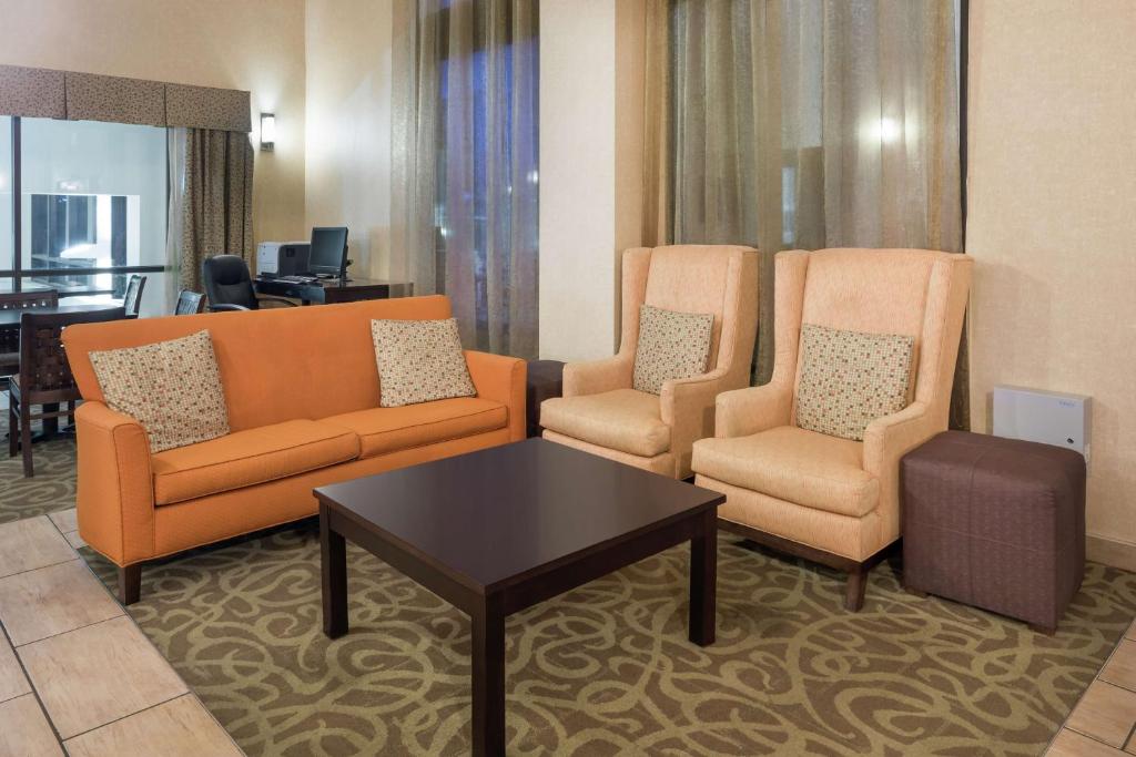 Hampton Inn Branson on the Strip photo 3