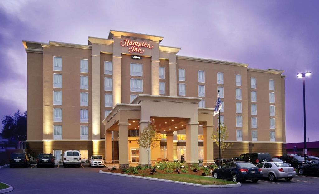 Hampton Inn North Olmsted Cleveland Airport image