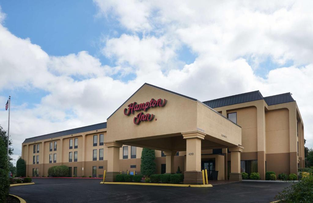 Hampton Inn Franklin image