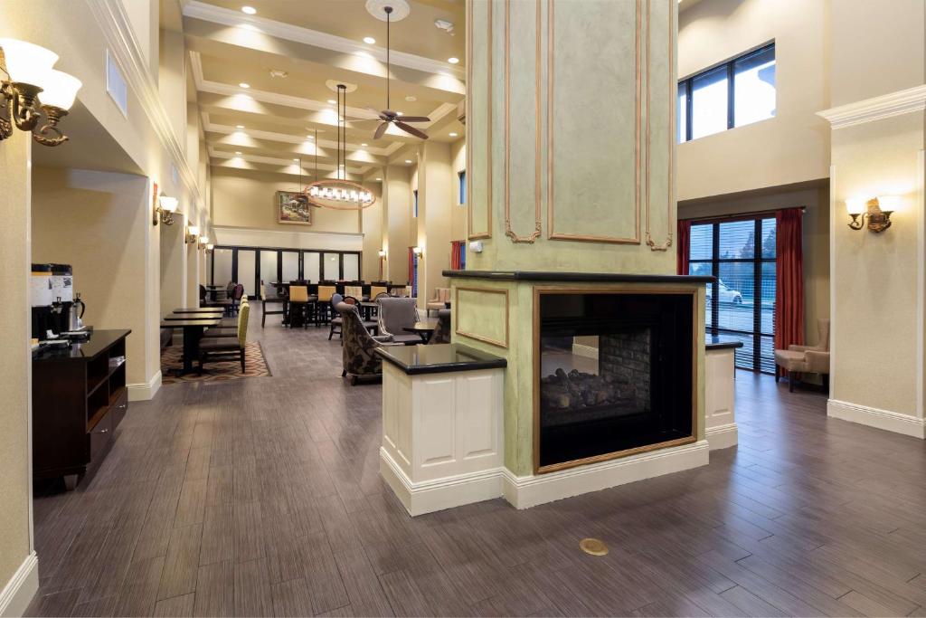Hampton Inn & Suites Baton Rouge - I-10 East photo 4
