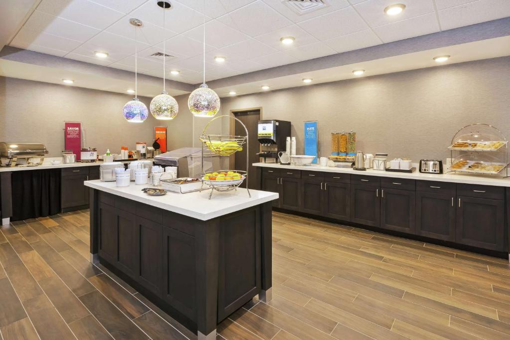 Hampton Inn Sedalia photo 4