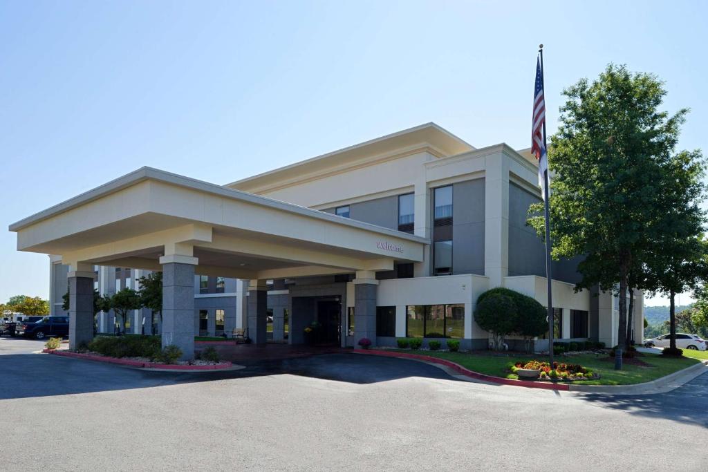 Hampton Inn Tulsa Sand Springs photo 1