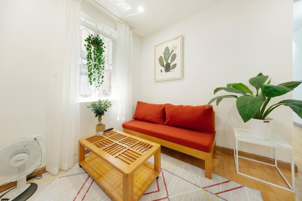 Soft bed, large space, comfortable, central