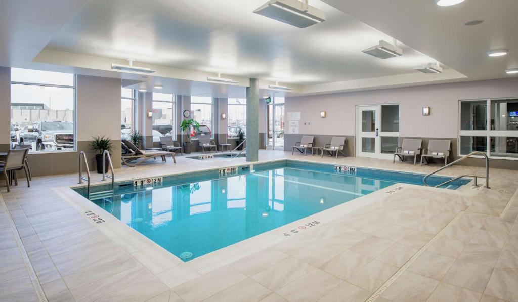Hilton Garden Inn Winnipeg South photo 1