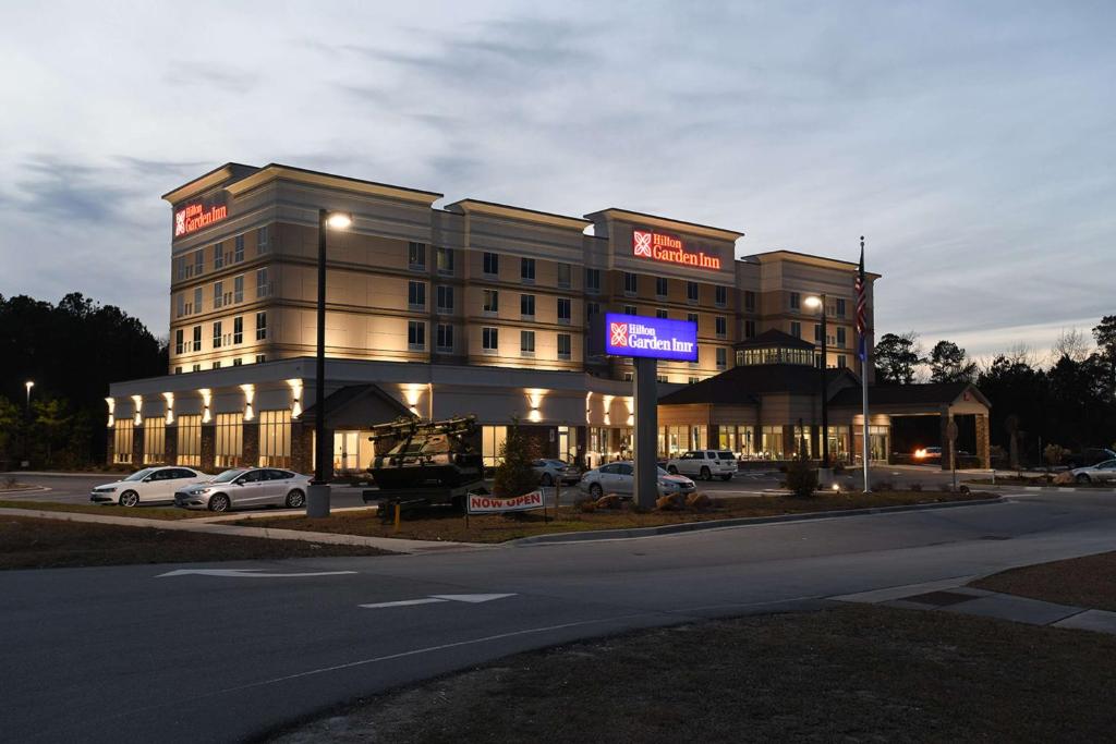 Hilton Garden Inn Jacksonville image